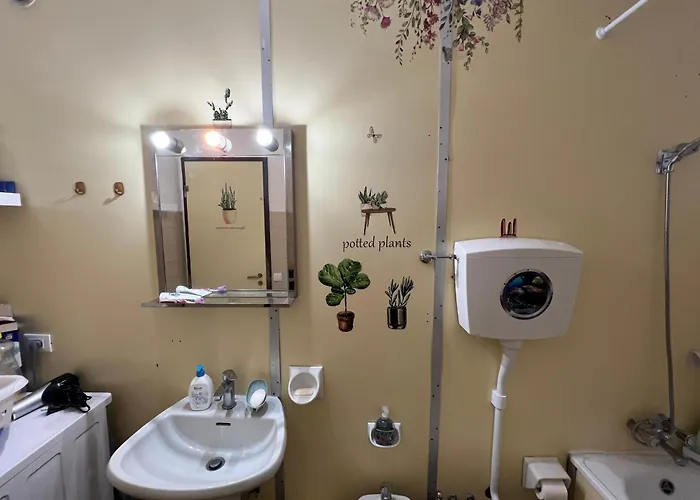 Friends And Family *