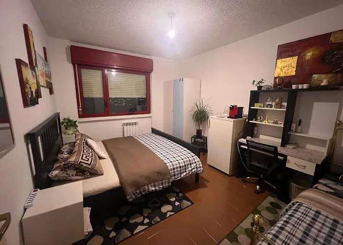 Pansiyon Friends And Family Brescia