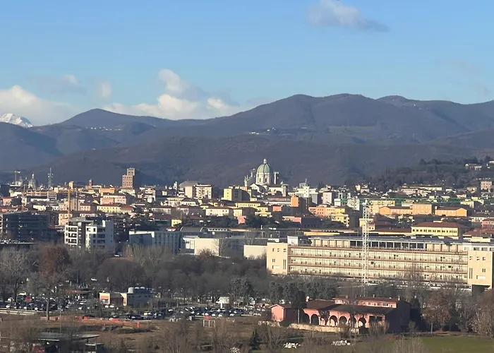 Pansiyon Friends And Family Brescia